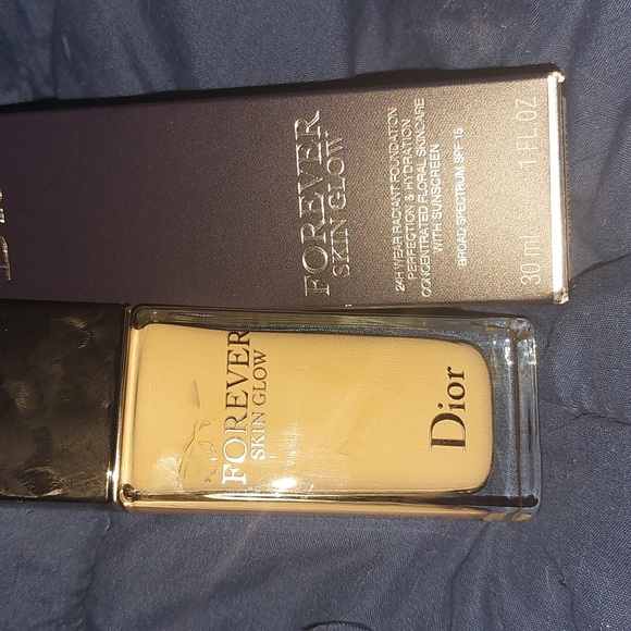Dior Other - DIOR ( FOREVER SKIN GLOW)